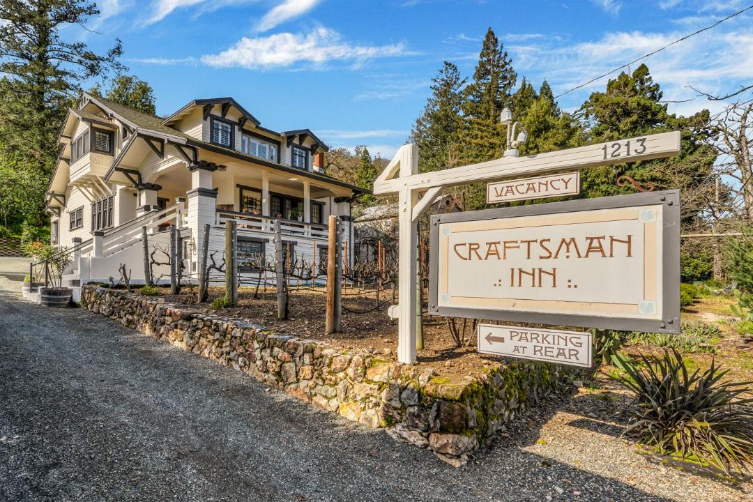 Photo of Buildings in Calistoga