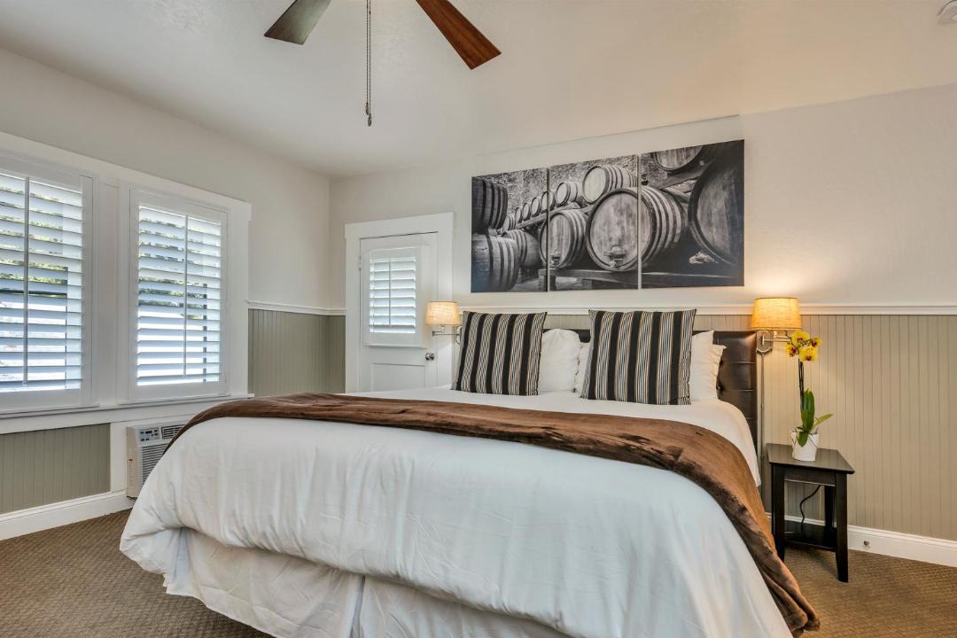Photo of Bedroom in Calistoga
