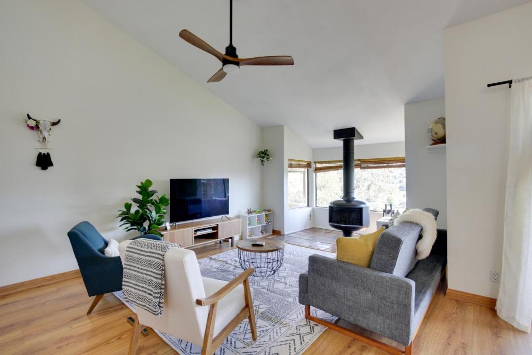 Photo of Livingroom in La Mesa