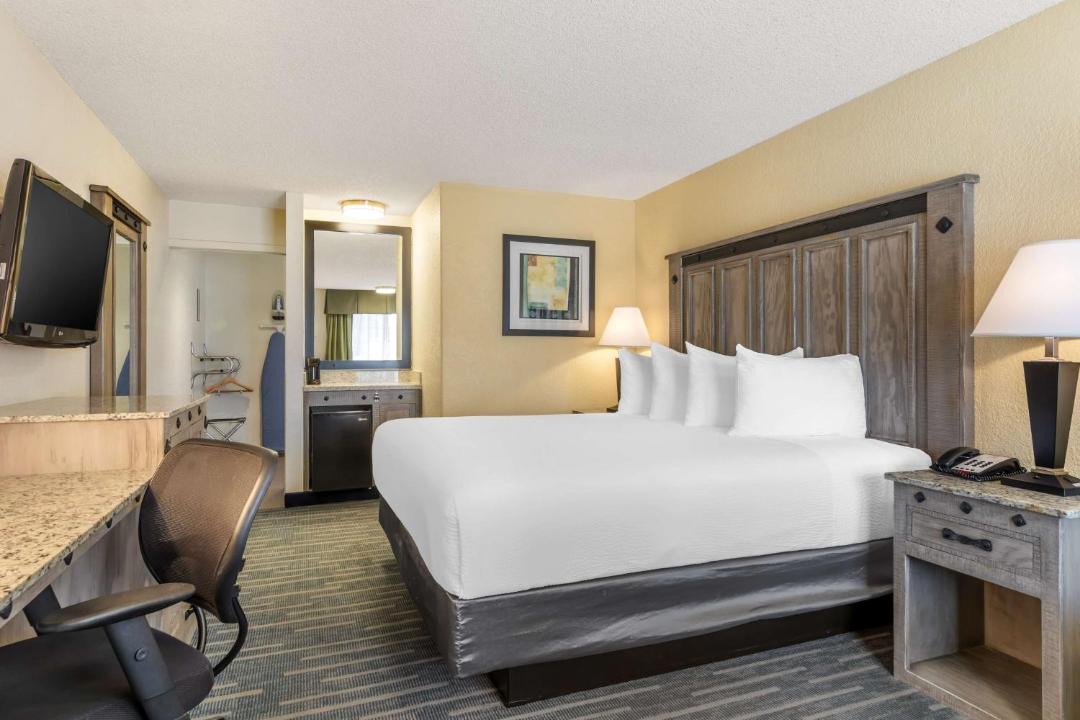 Photo of Bedroom in San Ysidro