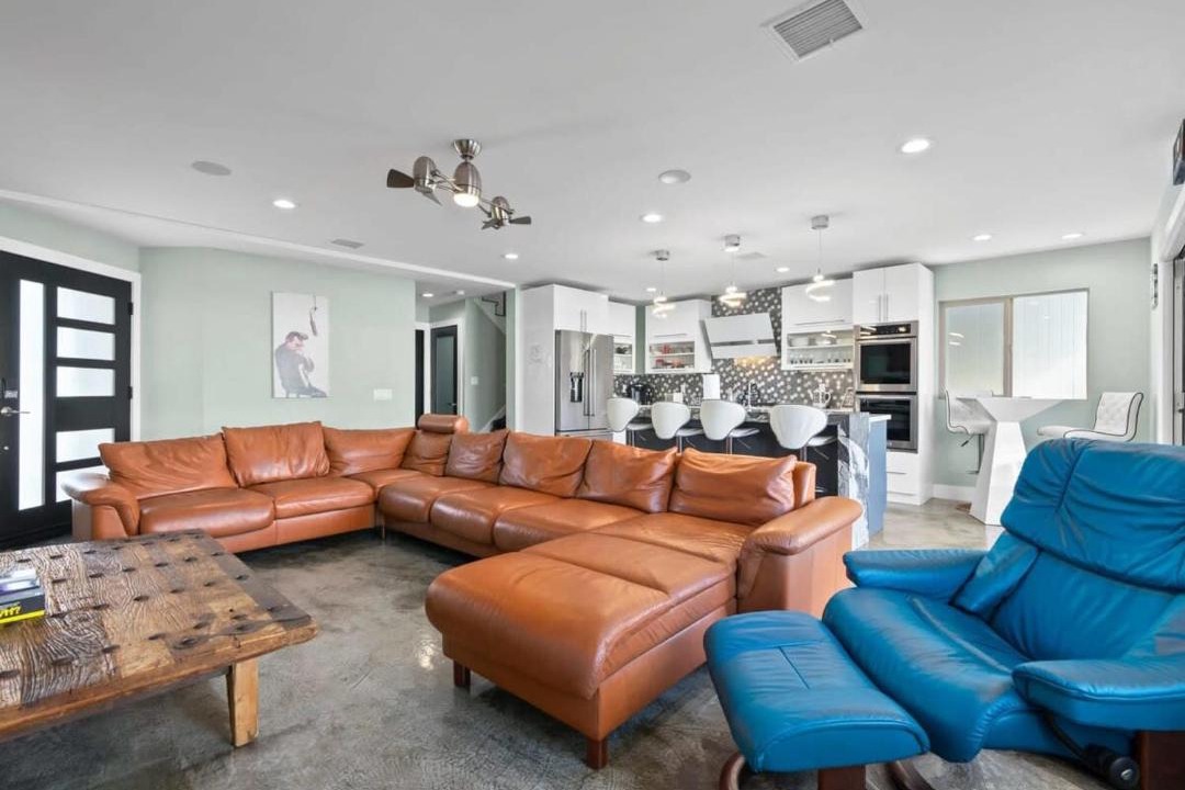 Photo of Livingroom in Sunset Beach