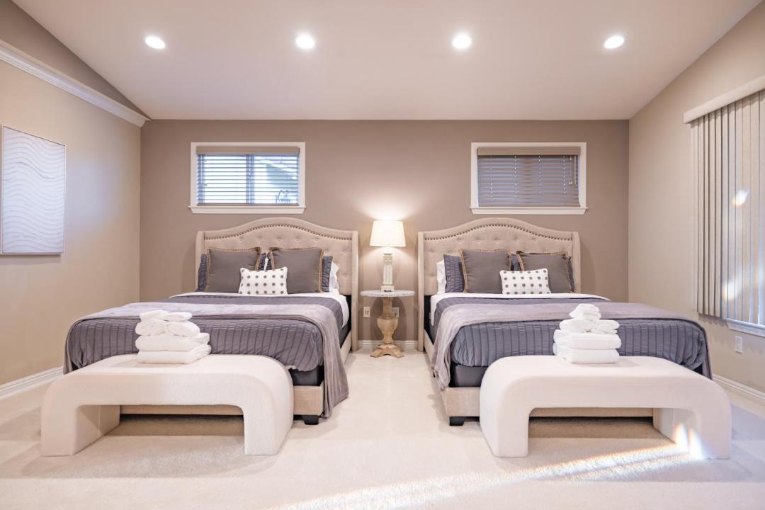 Photo of Bedroom in Northwest Anaheim