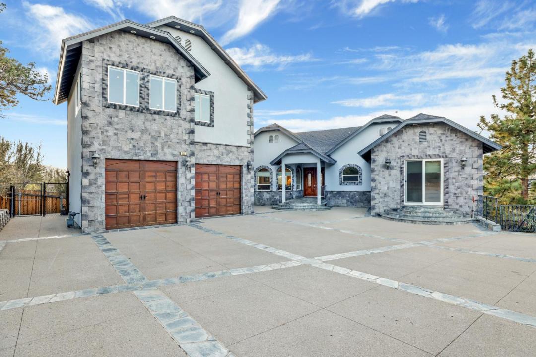 Photo of Others in Castle Glen Estates