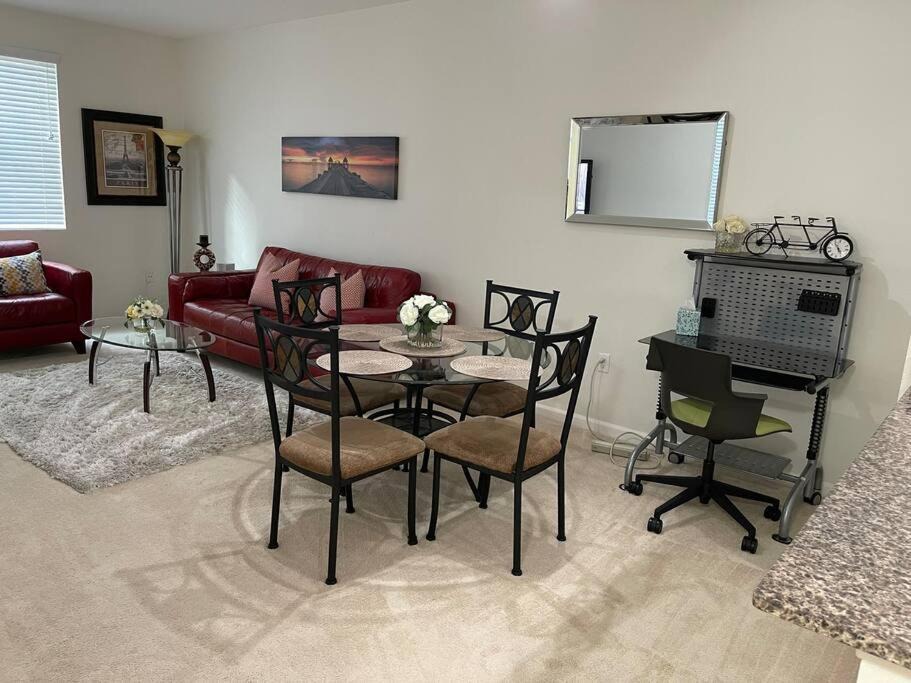 Photo of Livingroom in Airport Area
