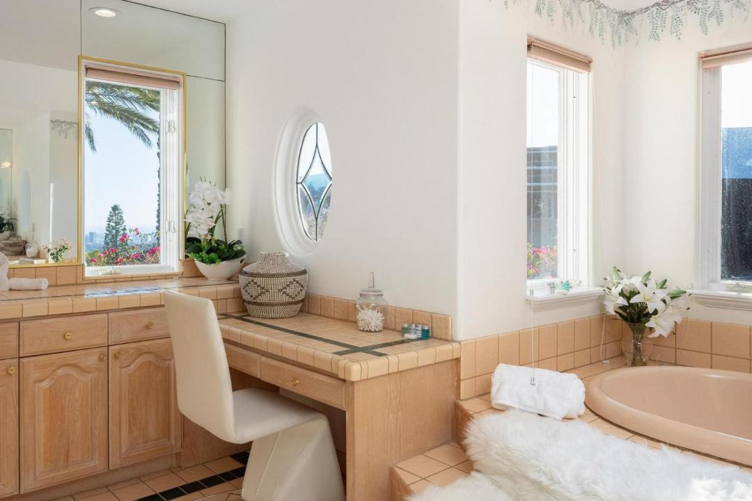 Photo of Livingroom in Bel Air