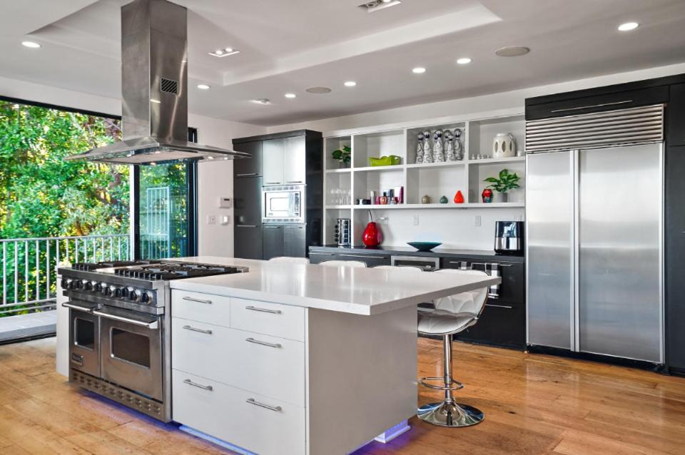 Photo of Kitchen in Hollywood Hills West