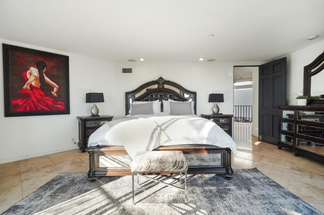 Photo of Bedroom in Hollywood Hills West