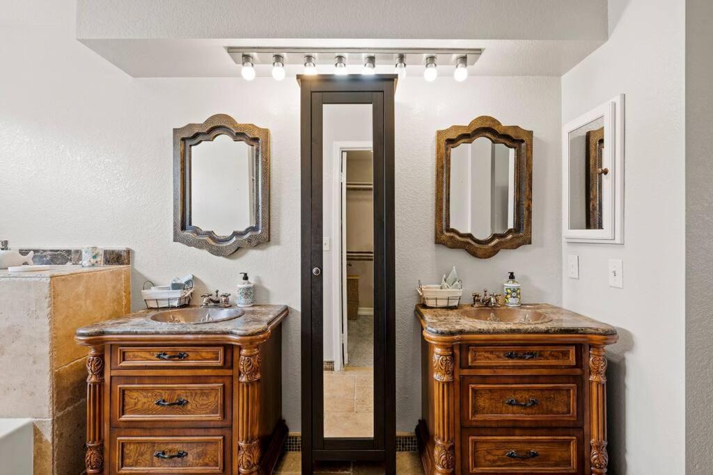 Photo of Bathroom in Lake Elsinore