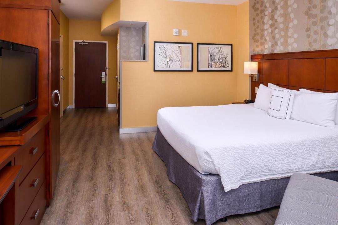 Photo of Bedroom in Hesperia