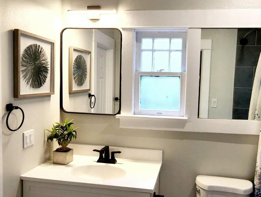 Photo of Bathroom in Pasadena