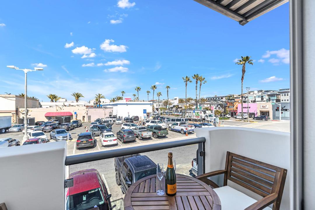Photo of Others in Hermosa Beach