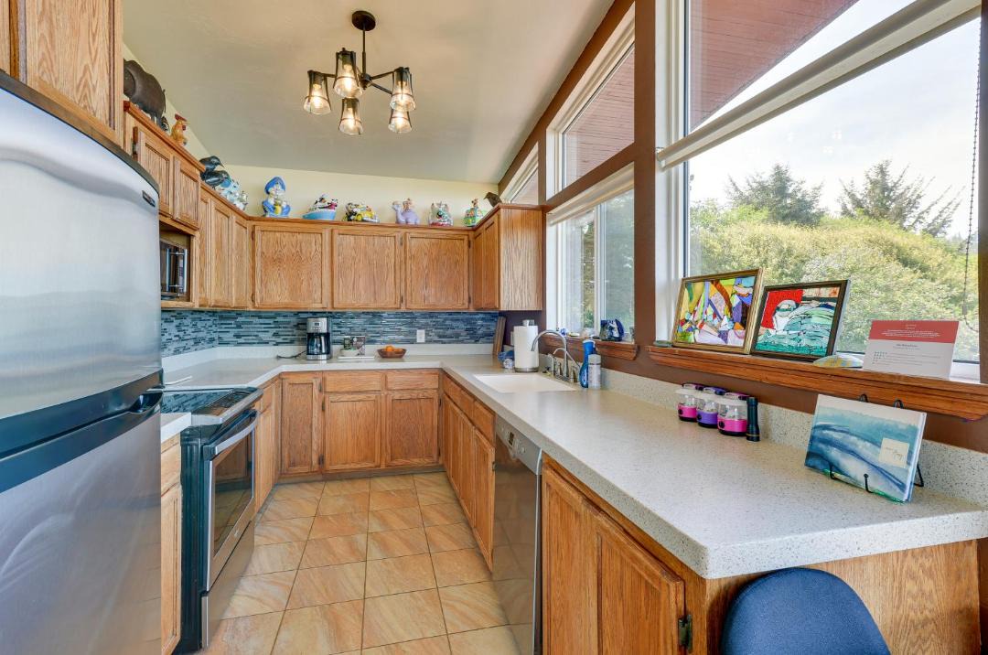 Photo of Kitchen in McKinleyville