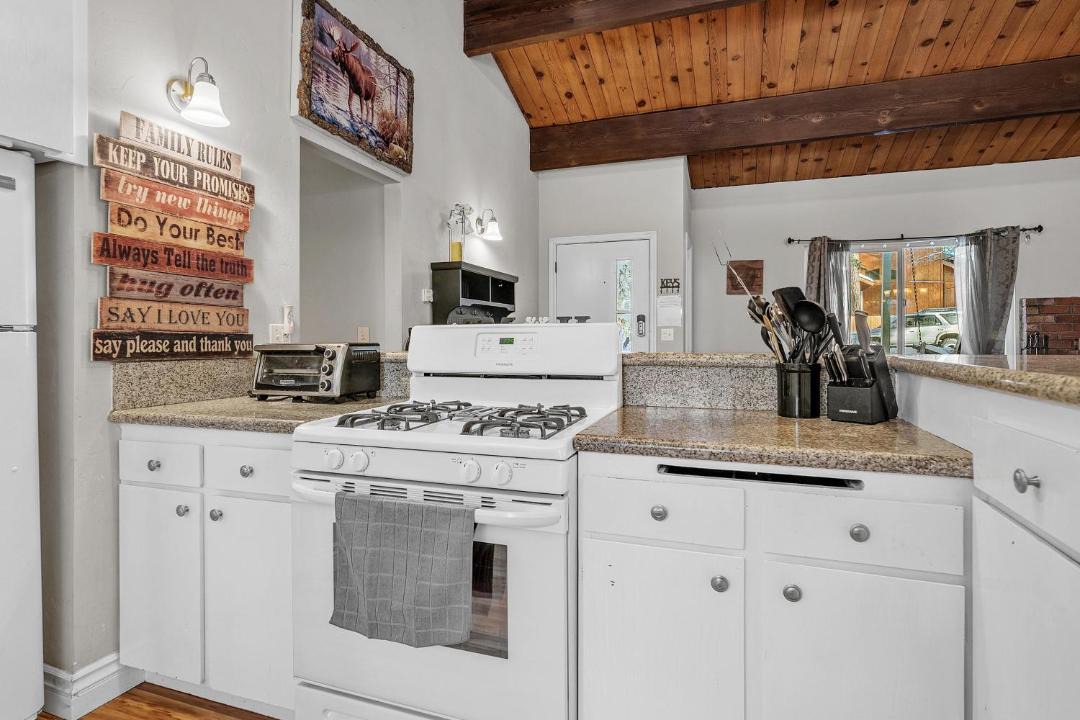 Photo of Kitchen in Summit Estates