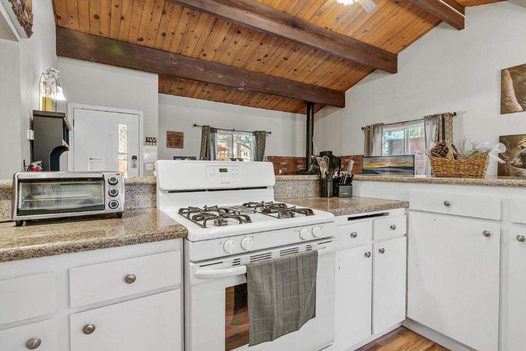 Photo of Kitchen in Summit Estates