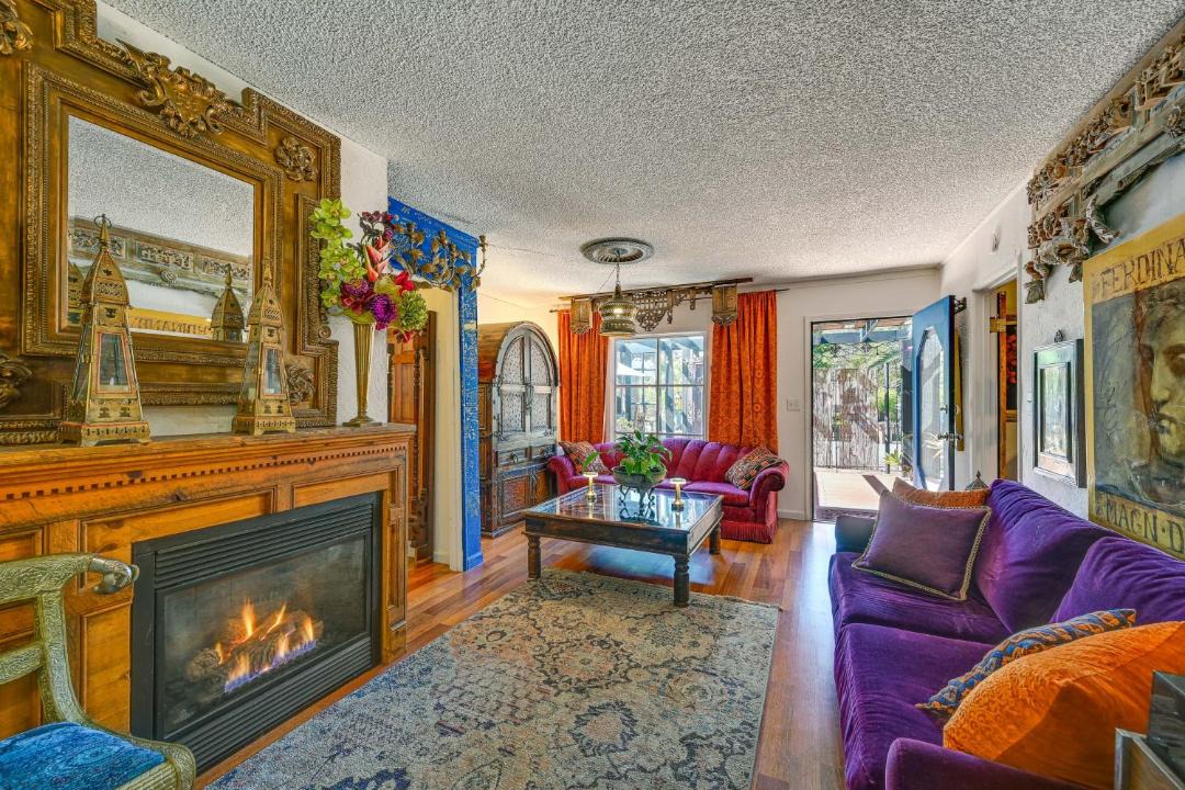 Photo of Livingroom in Benicia