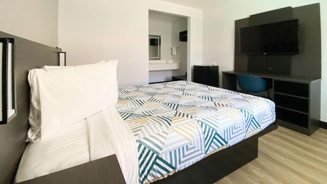 Photo of Bedroom in Halecrest