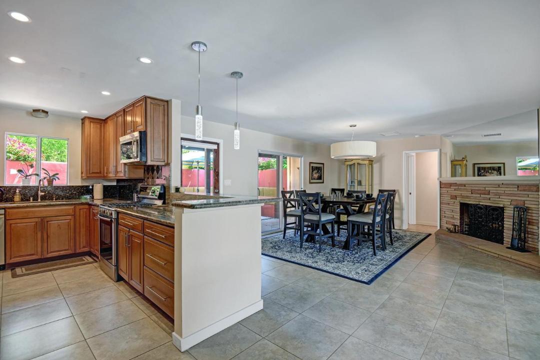 Photo of Kitchen in Tahquitz River Estates