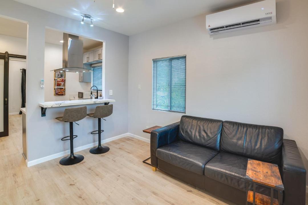 Photo of Livingroom in Downtown Riverside
