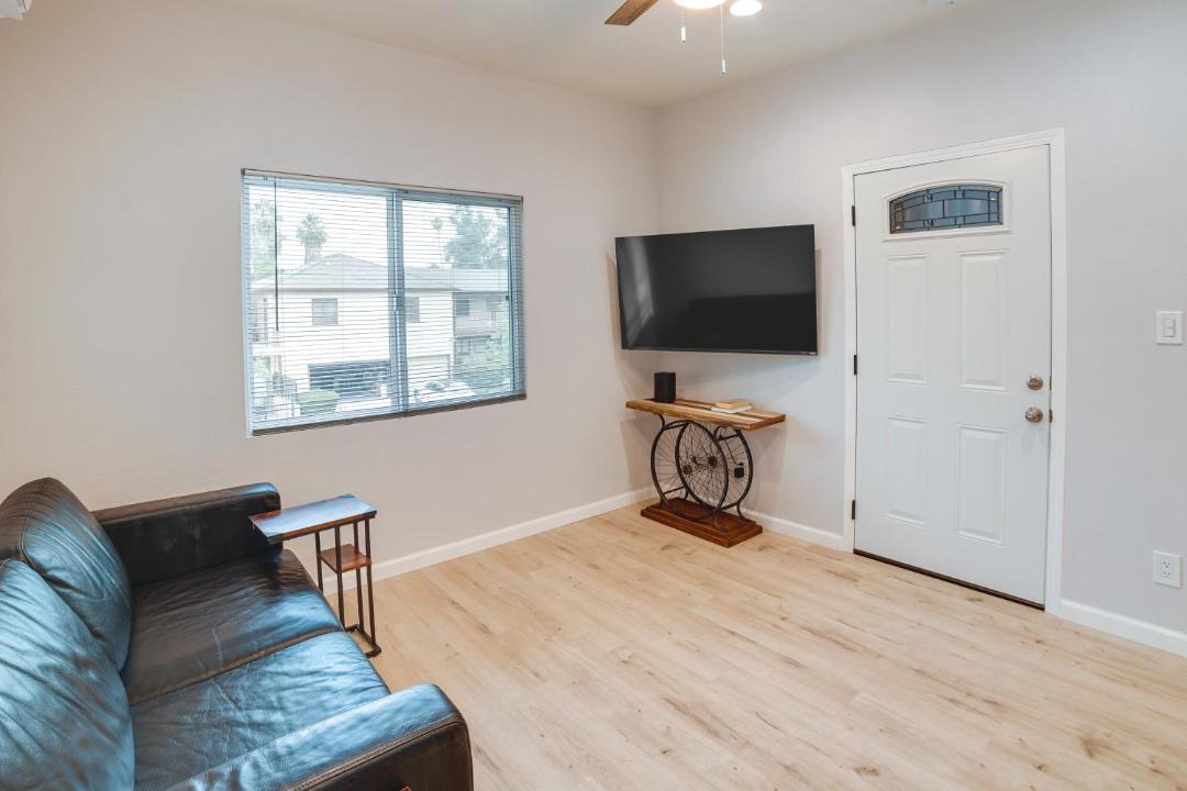 Photo of Livingroom in Downtown Riverside