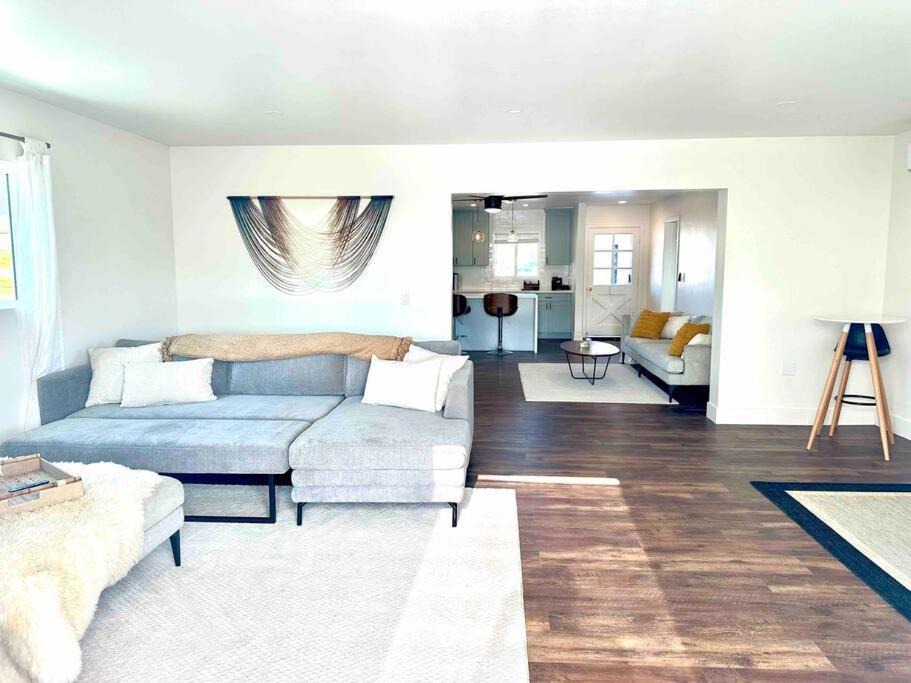 Photo of Livingroom in Linda Vista