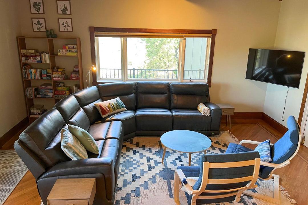 Photo of Livingroom in Auburn