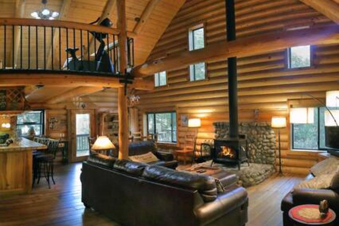 Photo of Livingroom in Idyllwild