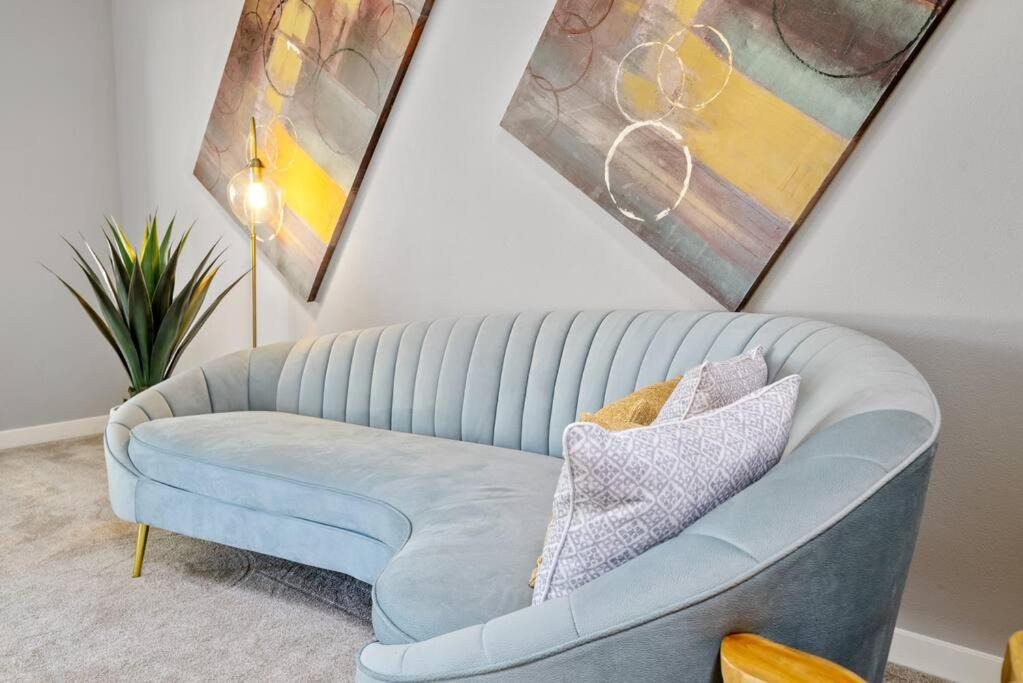 Photo of Livingroom in Lancaster