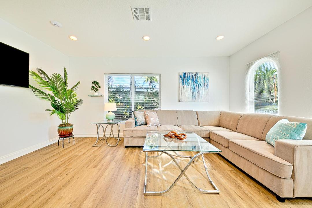Photo of Livingroom in Santa Ana Heights