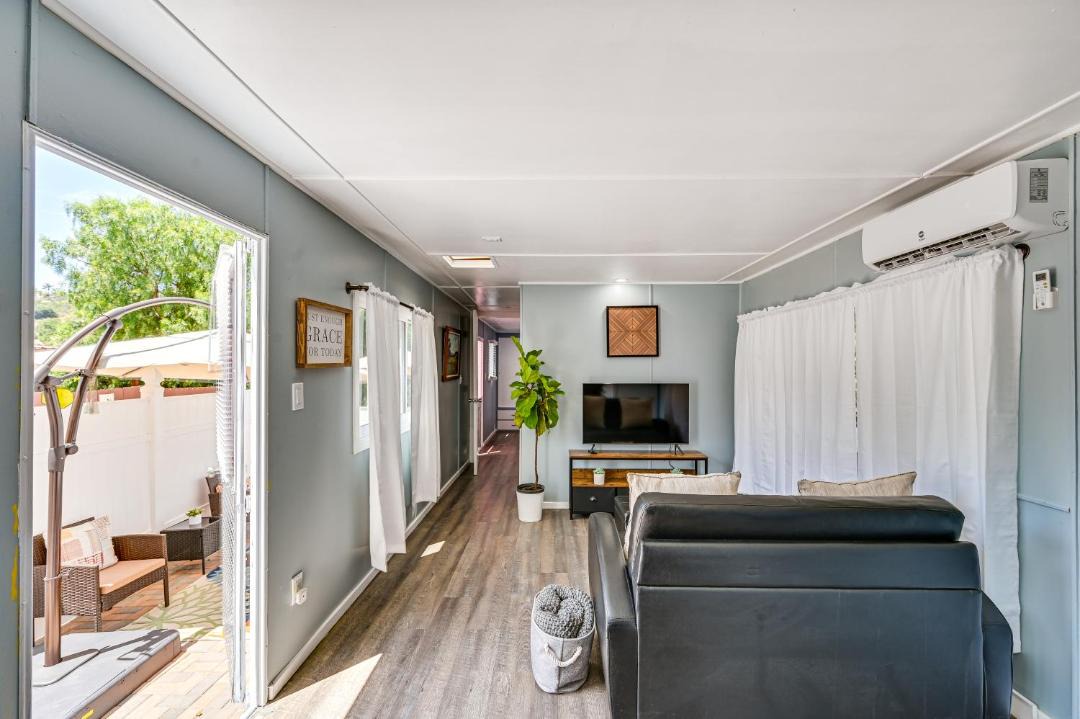 Photo of Livingroom in Poway