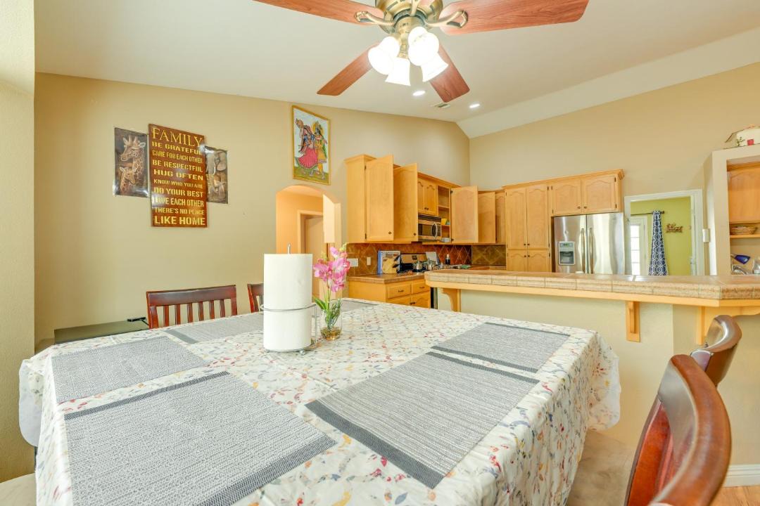 Photo of Livingroom in Porterville