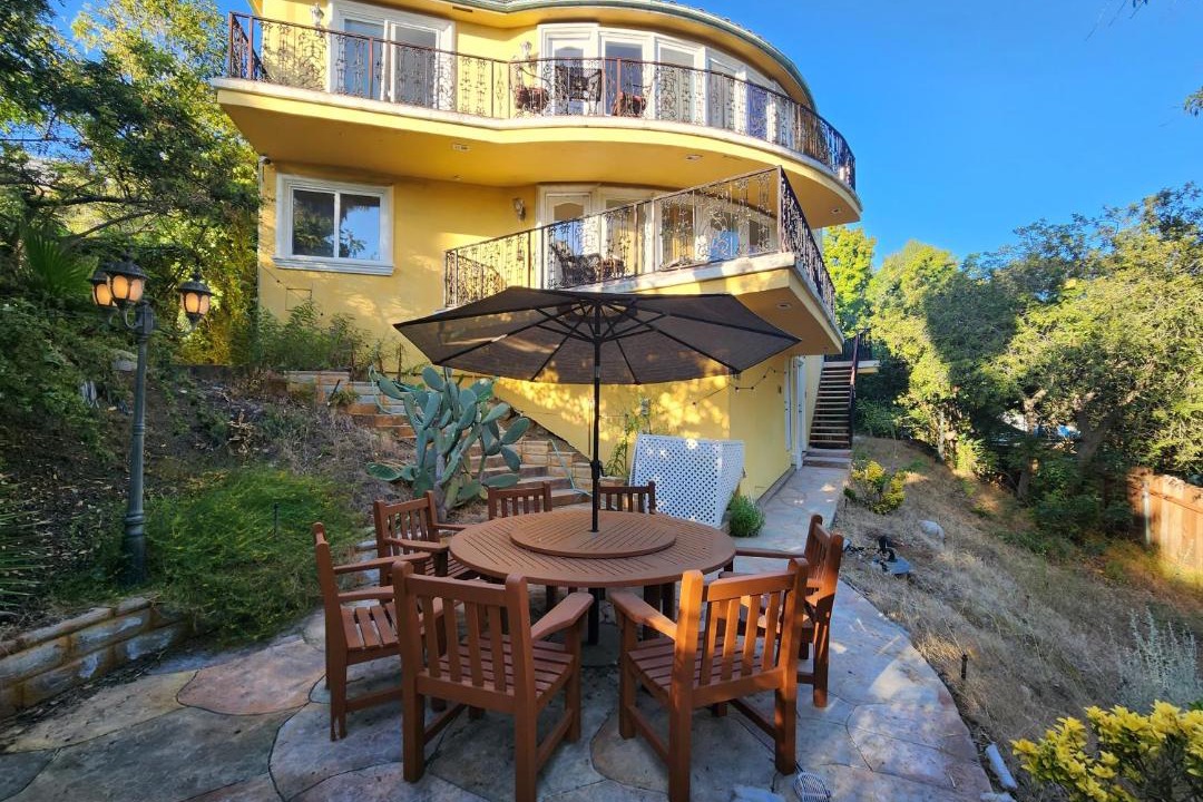 Photo of Patio Balcony in Hollywood Hills