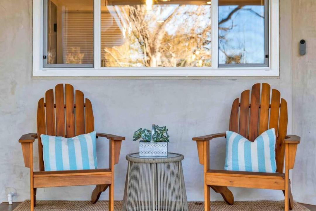 Photo of Livingroom in Thousand Oaks