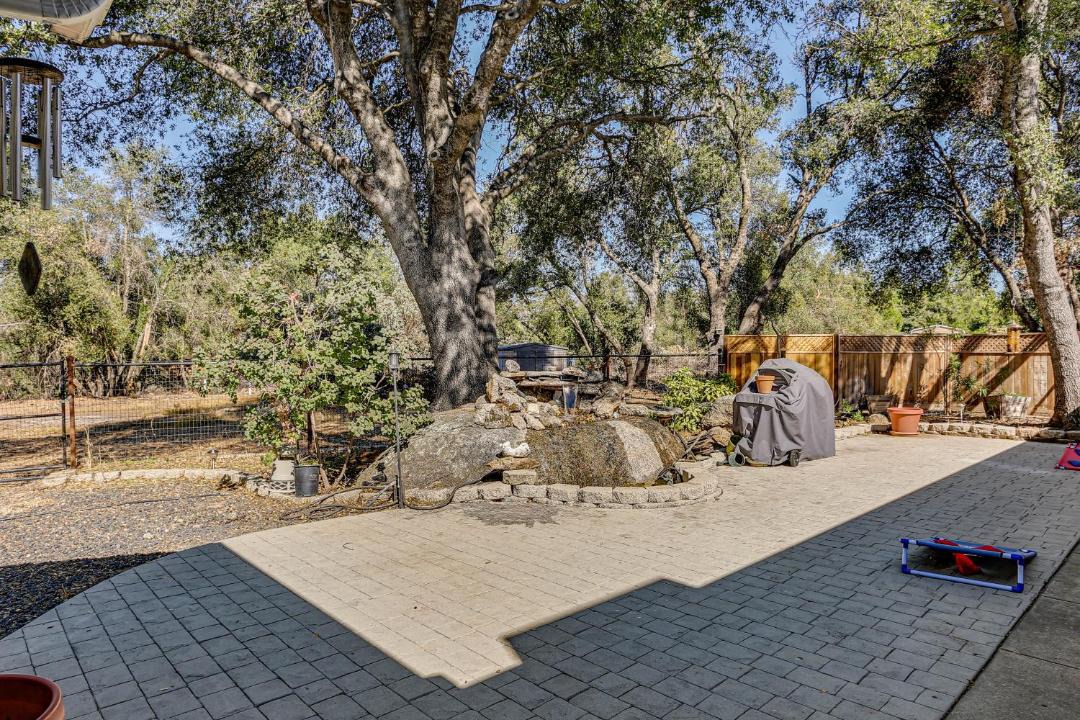 Photo of Others in Mariposa