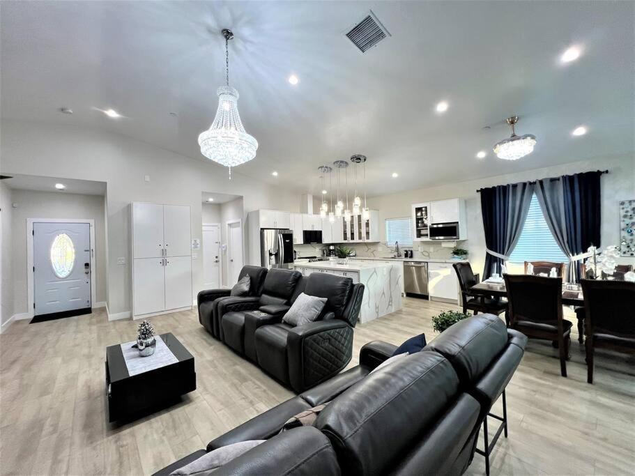 Photo of Livingroom in San Bernardino