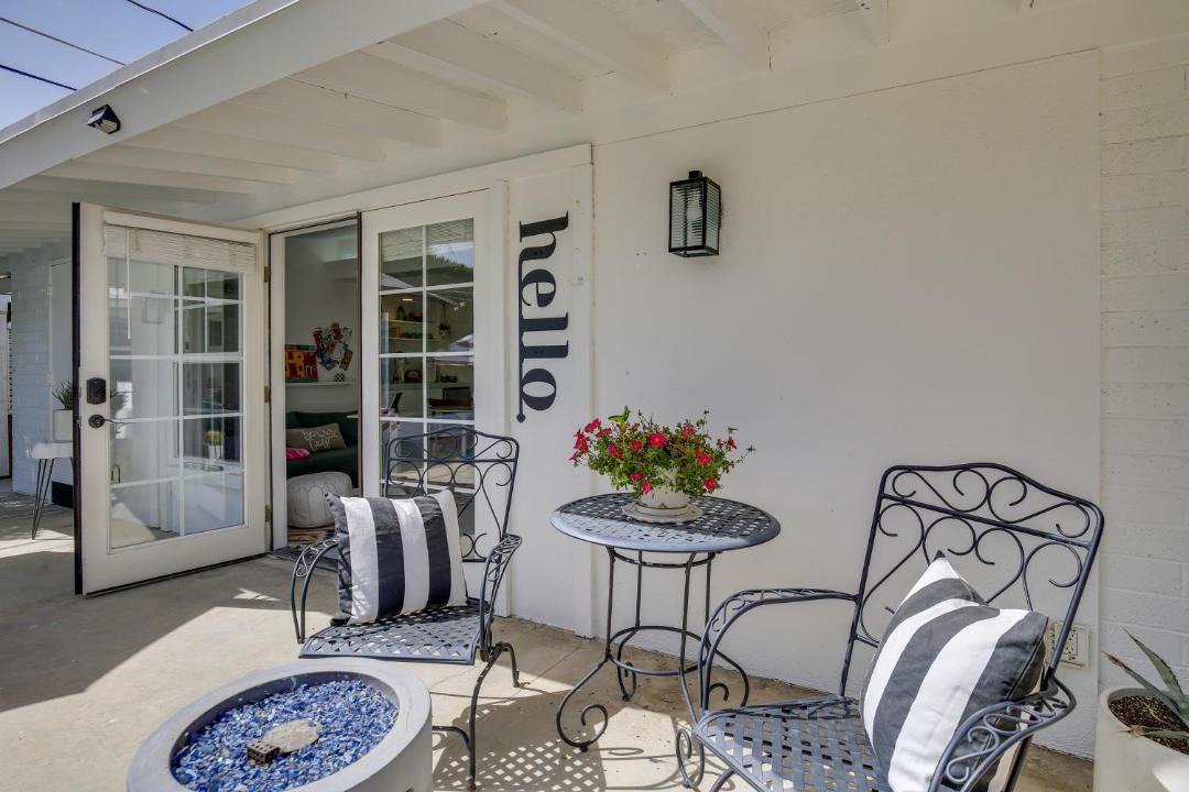 Photo of Patio Balcony in Palm Desert