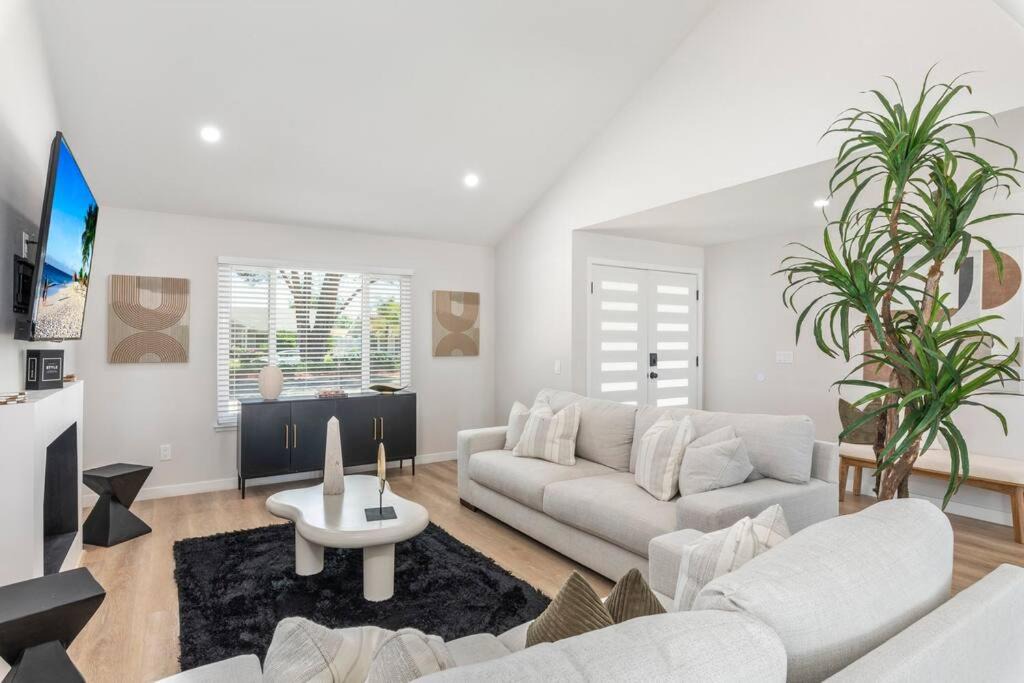 Photo of Livingroom in Temecula