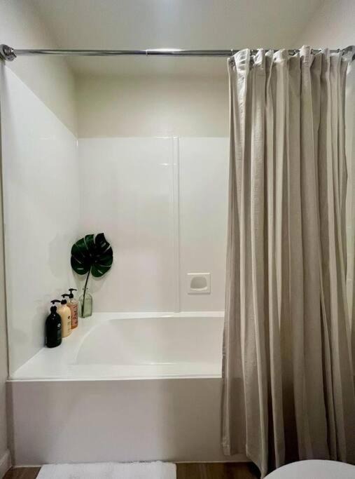 Photo of Bathroom in Port Hueneme