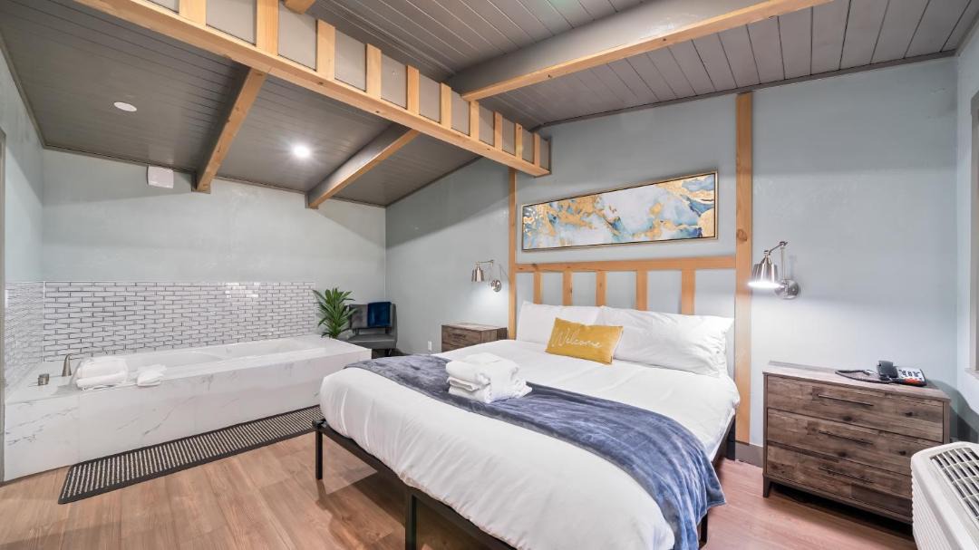 Photo of Bedroom in Lakeside Park