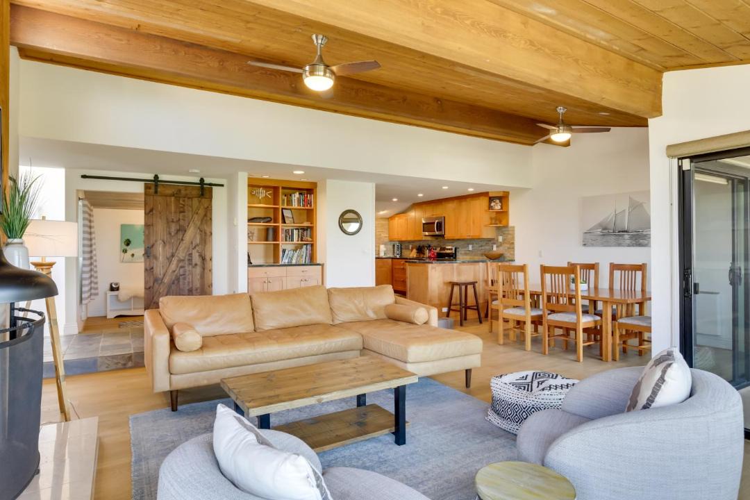 Photo of Livingroom in Solana Beach