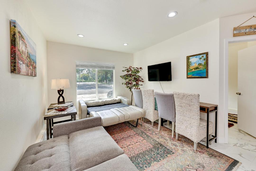 Photo of Others in Anaheim Hills