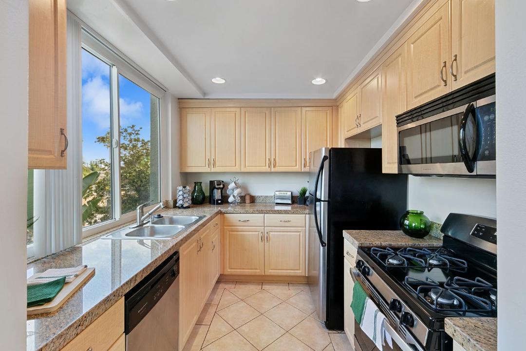 Photo of Kitchen in Beverly Grove