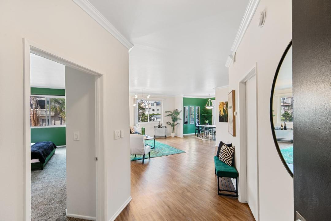 Photo of Livingroom in Beverly Grove