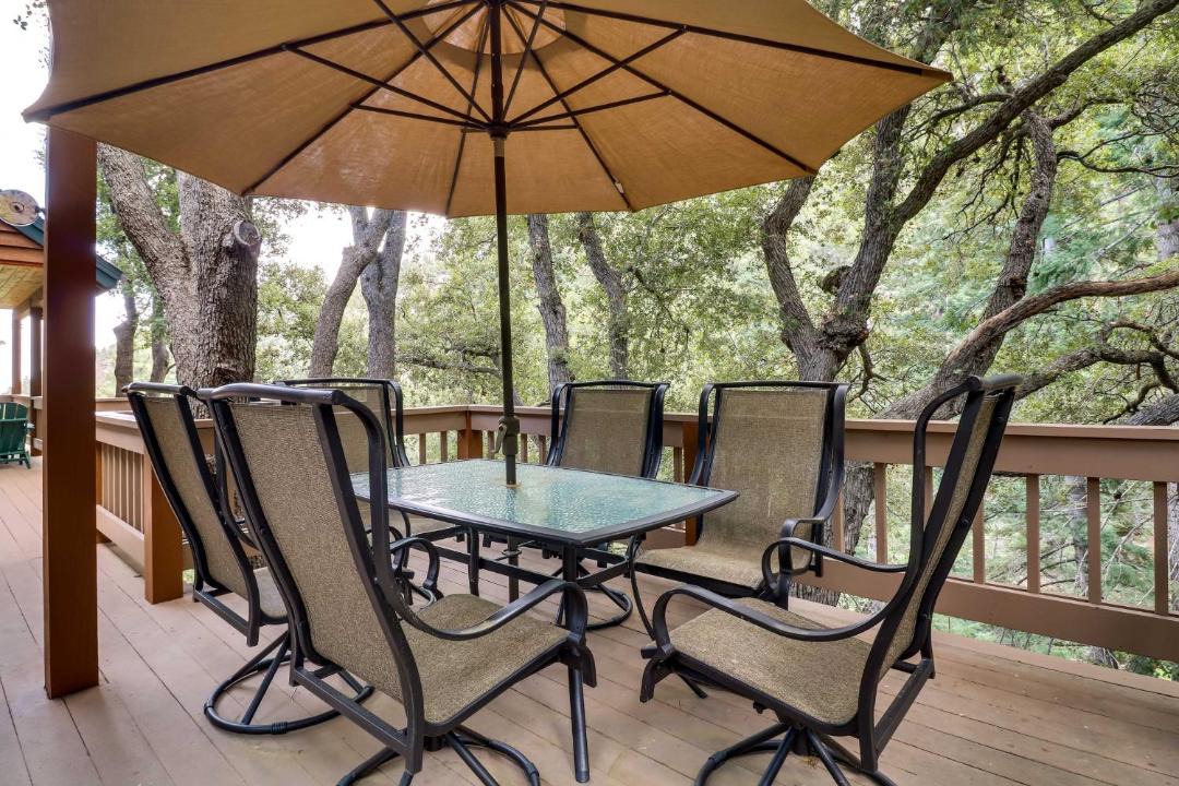 Photo of Patio Balcony in Pine Mountain Club