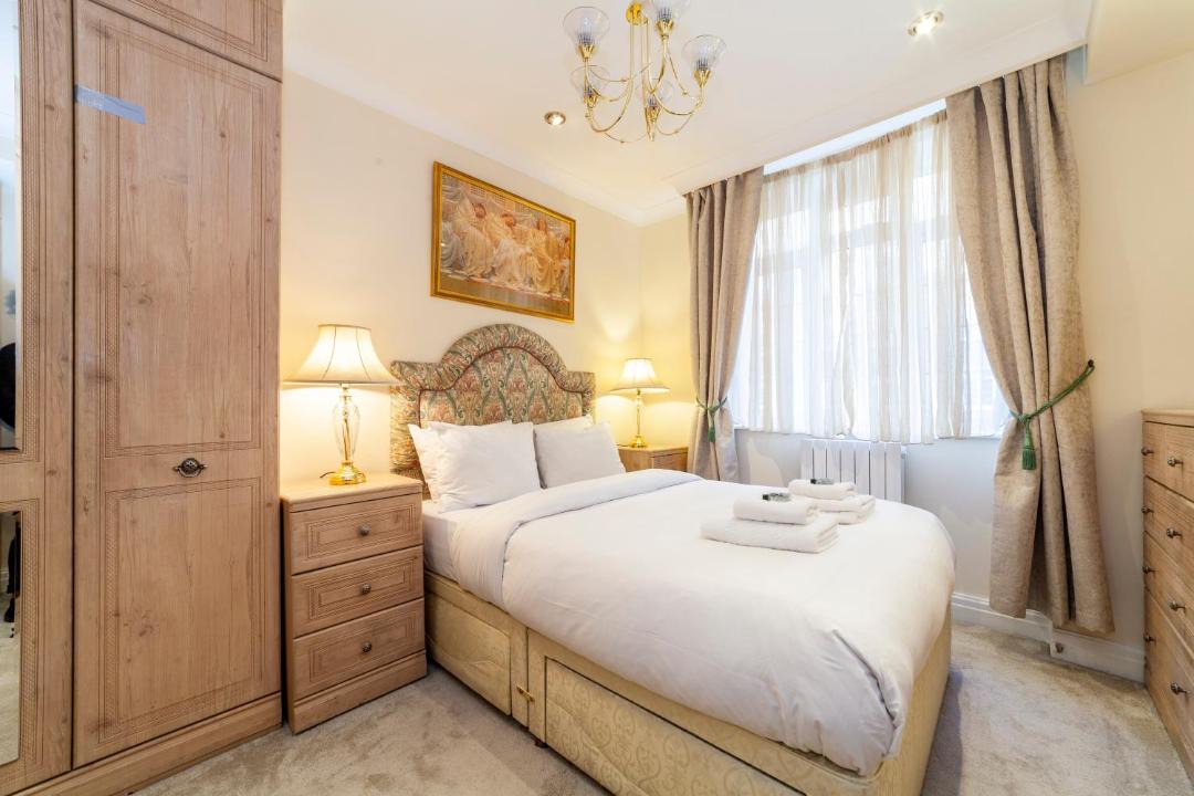 Photo of Bedroom in Belsize