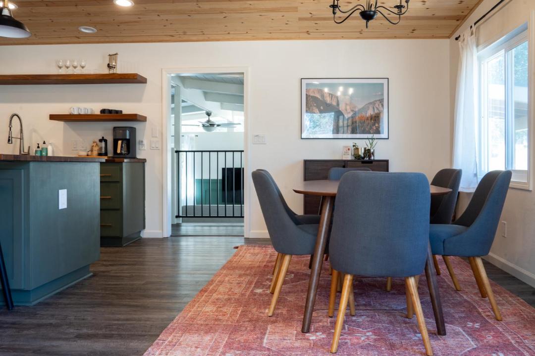 Photo of Livingroom in Mariposa