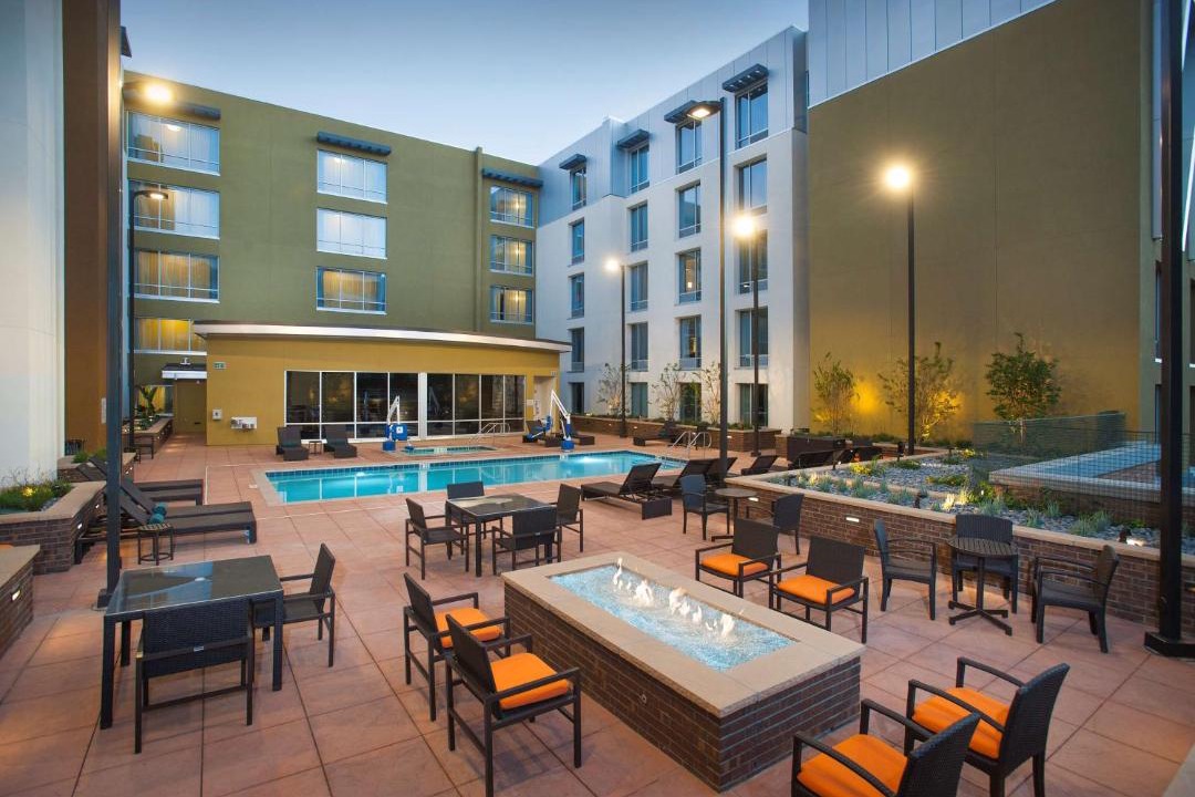 Photo of Patio Balcony in Downtown Burbank