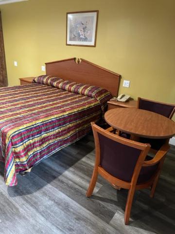 Photo of Bedroom in Chino