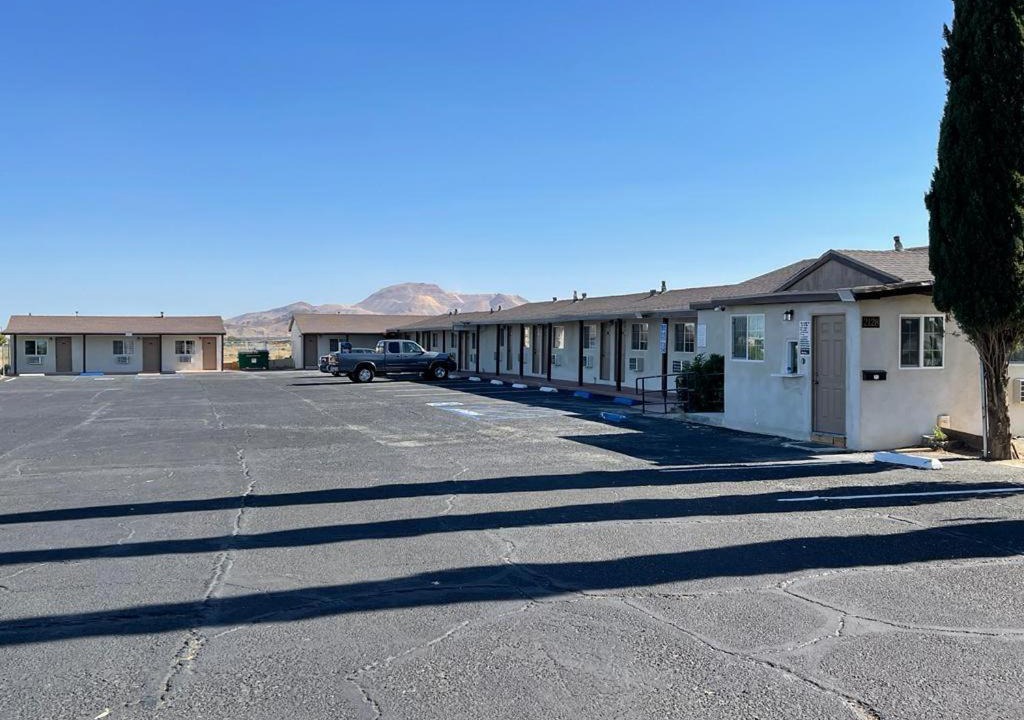 Photo of Others in Mojave