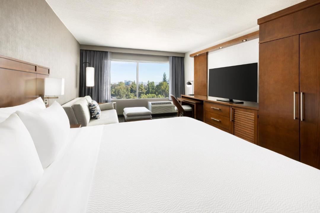 Photo of Bedroom in Woodland Hills
