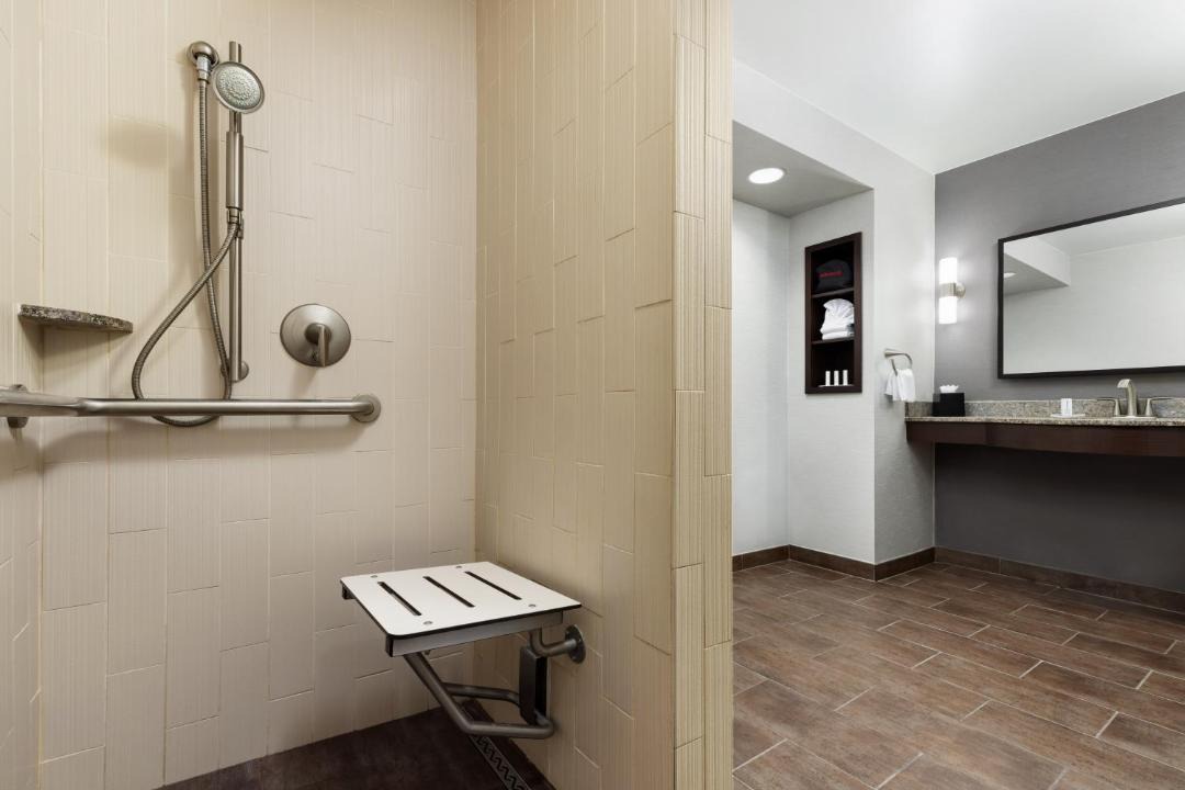 Photo of Bathroom in Woodland Hills